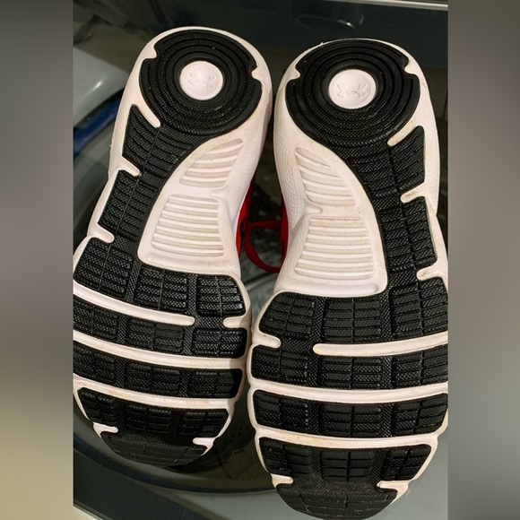 Under Armour Assert Kids Runnung Shoes Sneakers - Picture 7 of 10